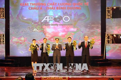 73 doanh nghiệp được trao tặng Giải thưởng Chất lượng quốc gia năm 2017 ảnh 1